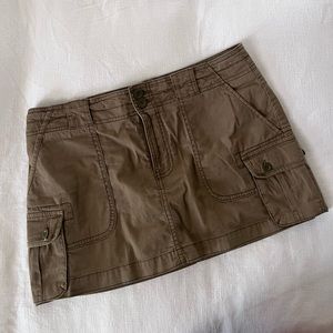 Abercrombie 2000’s utility micro skirt